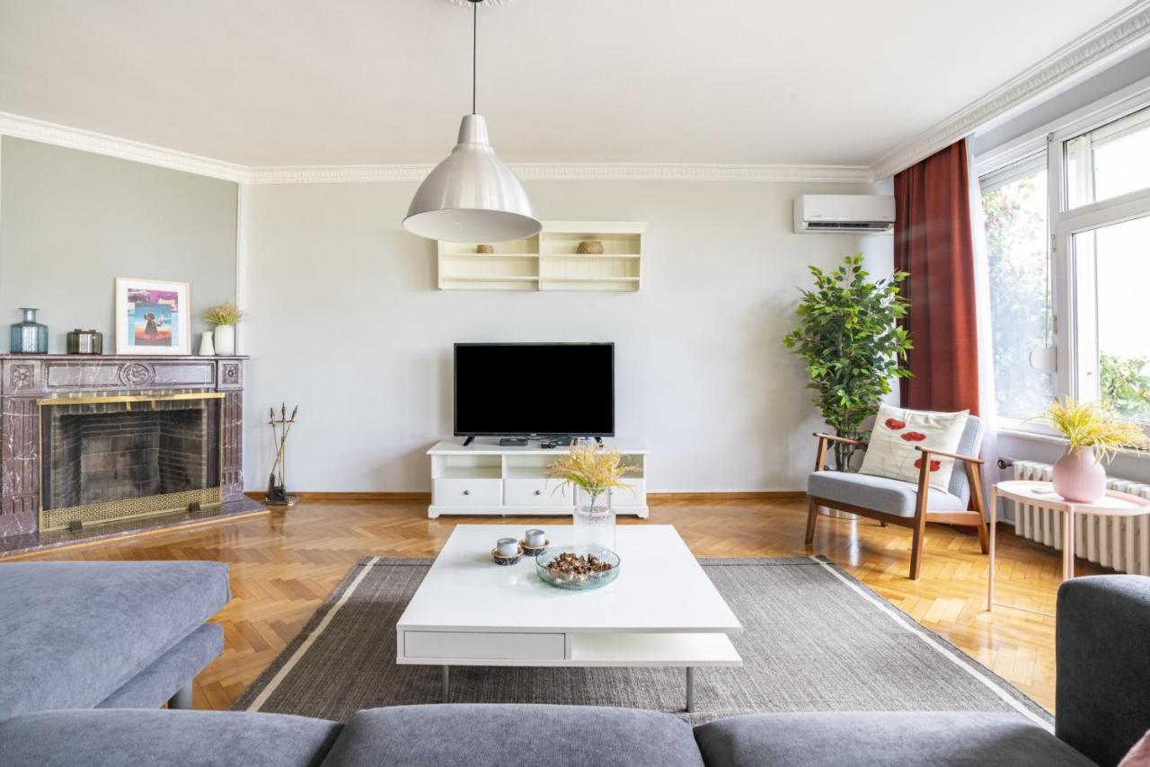 Spacious Flat Near Caddebostan Coast Apartman Isztambul Kültér fotó