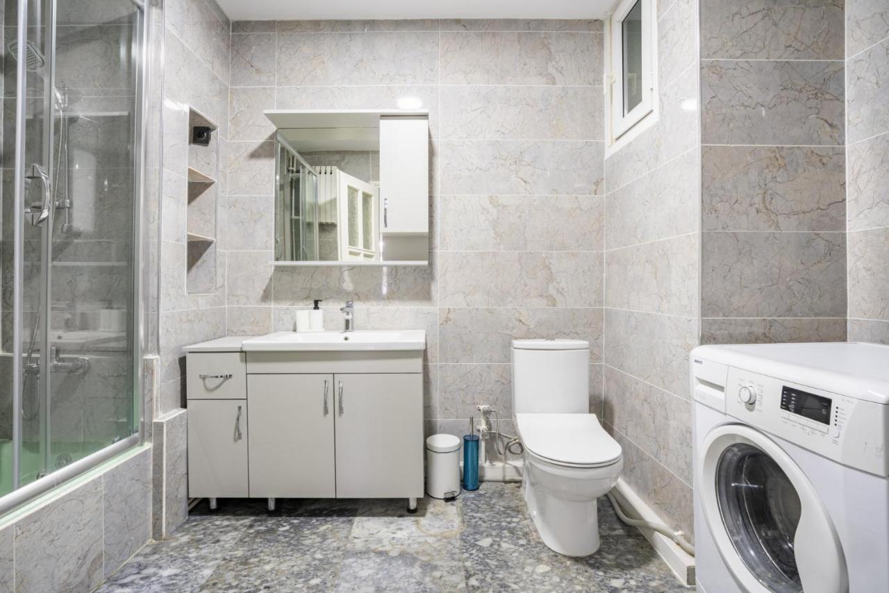 Spacious Flat Near Caddebostan Coast Apartman Isztambul Kültér fotó