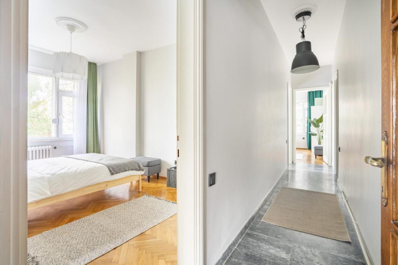 Spacious Flat Near Caddebostan Coast Apartman Isztambul Kültér fotó